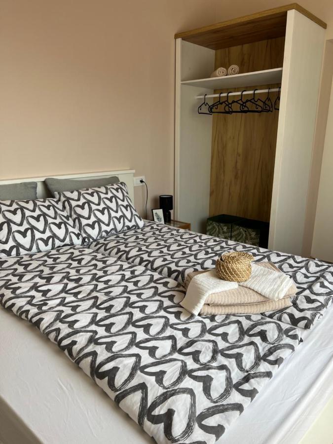 Apartman Maroon ลอฟราน ภายนอก รูปภาพ